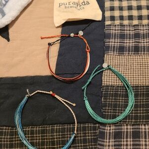 Pura Vida bracelets x3